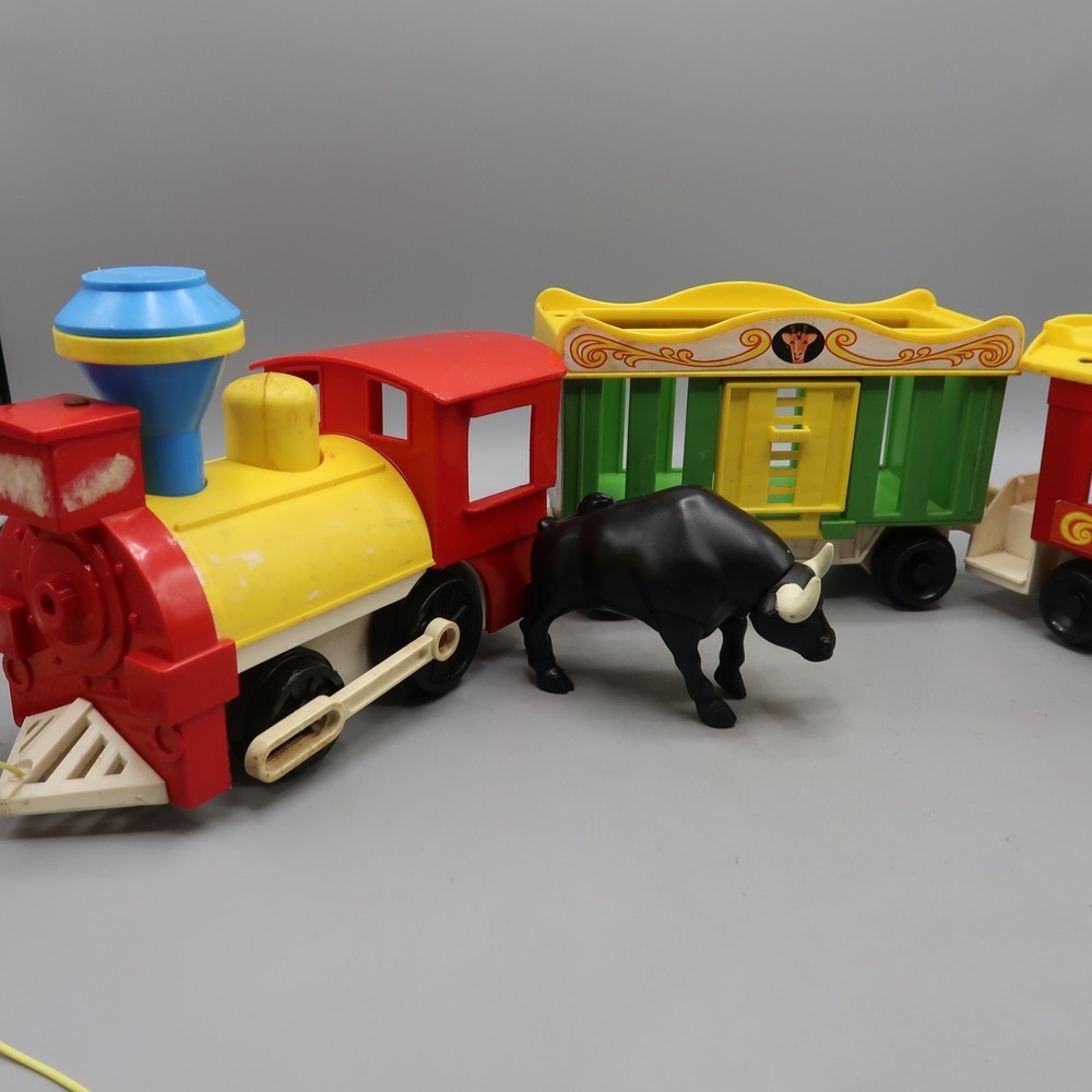 Vintage‎ Fisher Price Little People Circus Train #991 with Bull